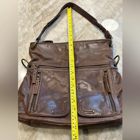 The Sak Brown Leather Shoulder Bag EUC | Classic Everyday Purse - Picture 8 of 10